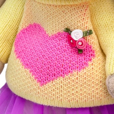 Зайка Ми в свитере с сердцем (32 см)